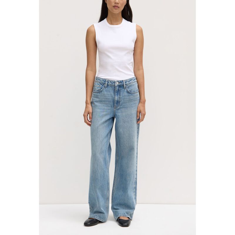 Assembly Label Womens Relaxed Jean Indigo Fade image number 3